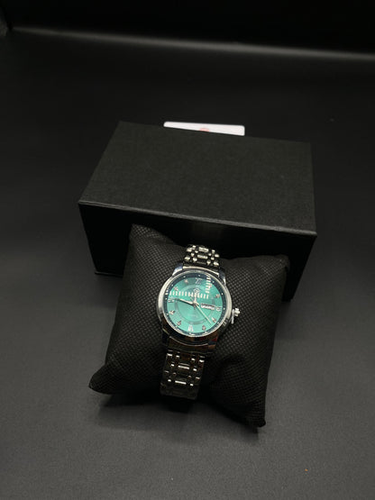 RUSTET Emerald Green Quartz Watch – Stainless Steel Luxury Dress Watch with Day & Date Display